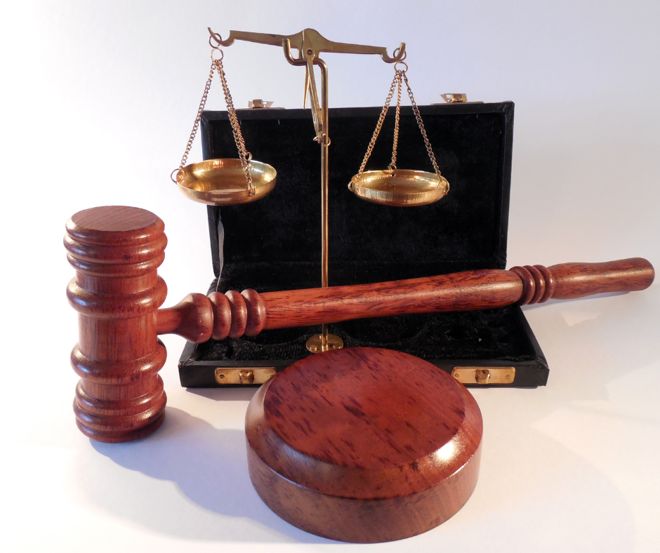 Règlementations fiscales et législation droit des affaires avocats